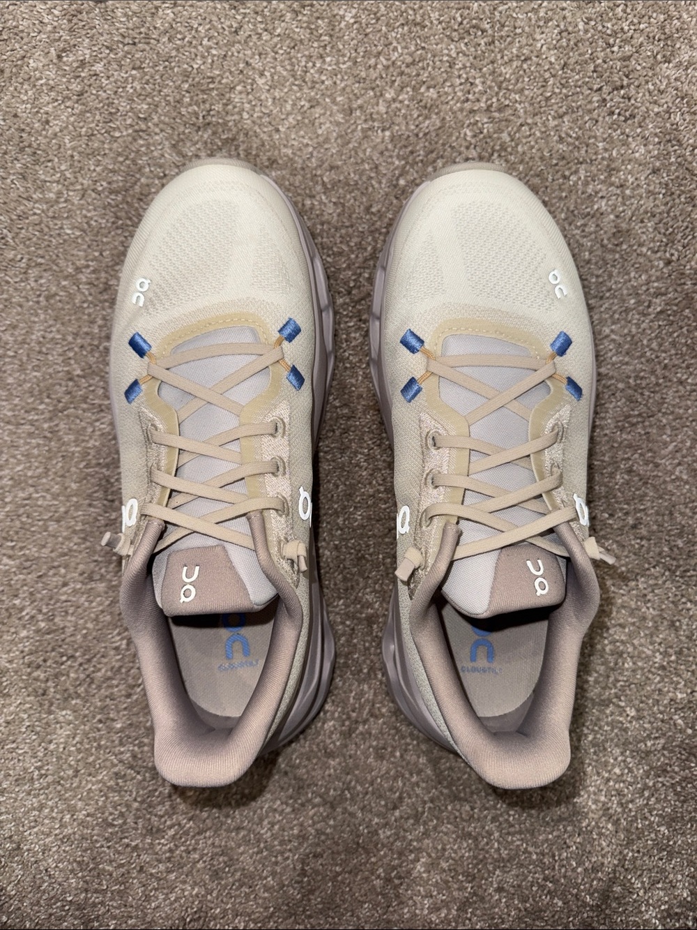 On cloud Running women’s Athletic Sneakers in Beige with Blue Accents